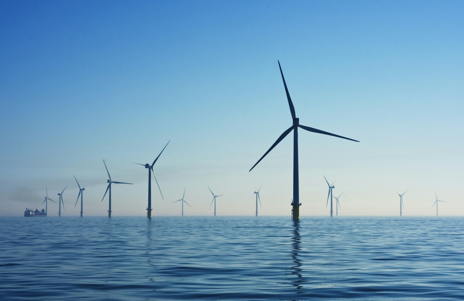 Green hydrogen production and export facility