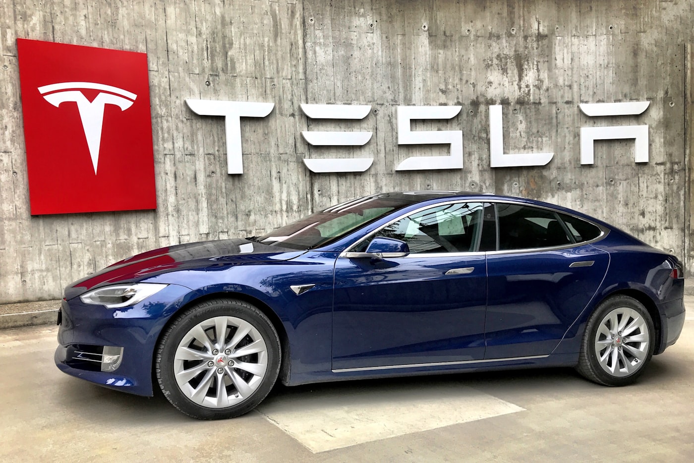 Electric vehicles and charging infrastructure in Nigeria